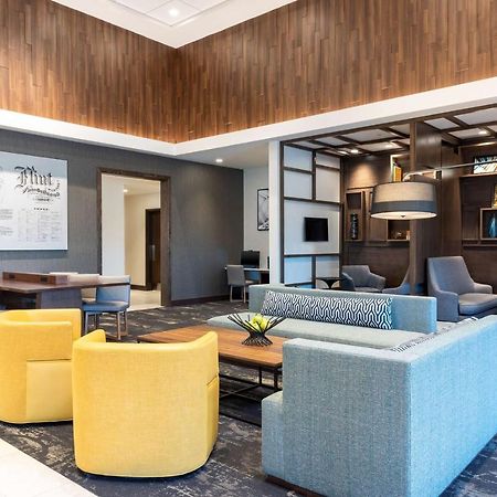 Hyatt Place Flint/Grand Blanc Exteriér fotografie